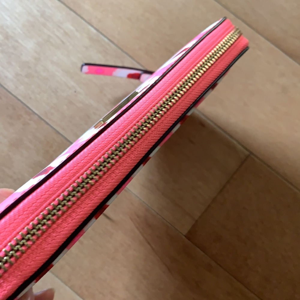 Kate Spade Neda Wallet - Picture 5 of 6